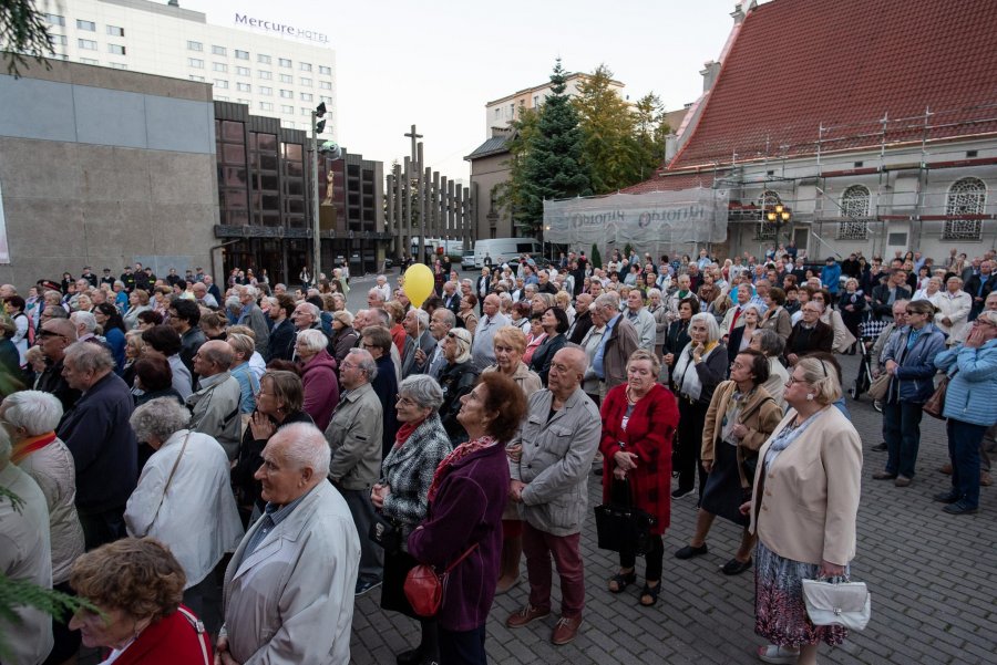 Obchody Dnia Papieskiego w Gdyni // fot. Dawid Linkowski