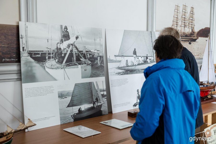 Wystawa &bdquo;90 lat &ndash; Orion łączy pokolenia&rdquo; przypomina historię legendarnego jachtu i ludzi, kt&oacute;rzy przez dziewięć dekad tworzyli jego niezwykłą opowieść (fot. Karol Stańczak dla gdynia.pl)