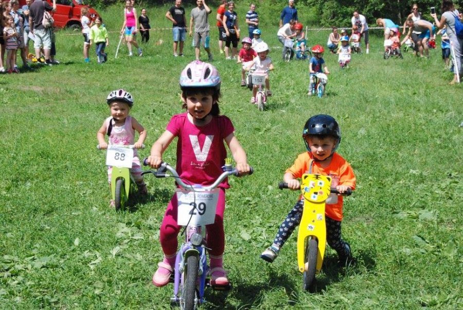 Wyścig rowerowy Rady Dzielnicy Dąbrowa w 2016 roku // fot. archiwum RD Dąbrowa