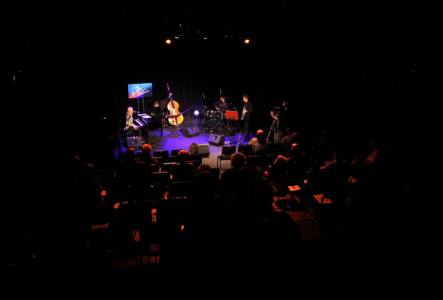 Koncert Dominiki Czajkowskiej-Ptak w pierwszy dzień festiwalu Ladies' Jazz Festival 2020. Fot. Przemysław Kozłowski