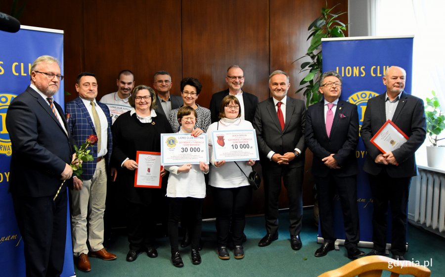 Przekazanie środków przez Lions Club Gdynia, fot. Kamil Złoch