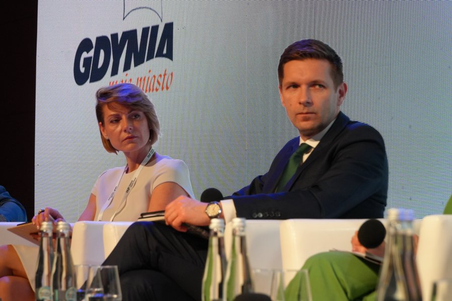 ksandra Mendryk Skarbnik Miasta Gdyni w panelu poświęconym inwestycjom i środkom na ich realizację inwestcji