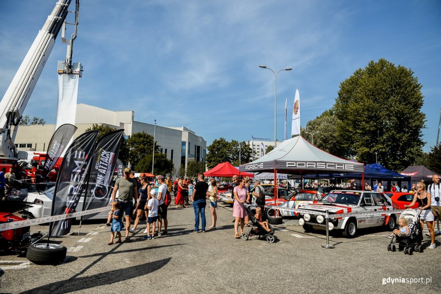 Gdynia znalazła się w centrum motoryzacyjnej Polski - wszystko za sprawą Verva Street Racing Gdynia 2019 // fot. Dawid Linkowski