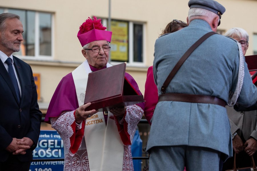 W obchodach Dnia Papieskiego uczestniczył prezydent Wojciech Szczurek // fot. Dawid Linkowski