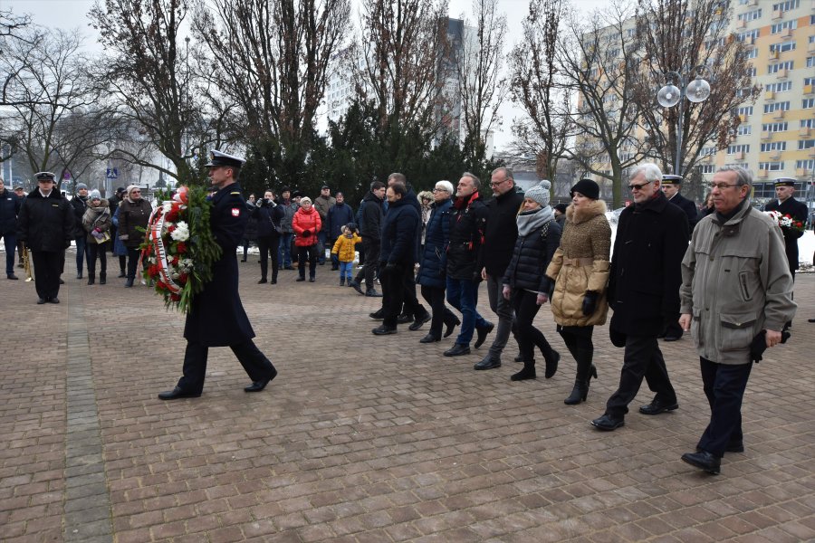 Uroczystość złożenia kwiatów z okazji 92. urodzin Gdyni // fot. Lechosław Dzierżak