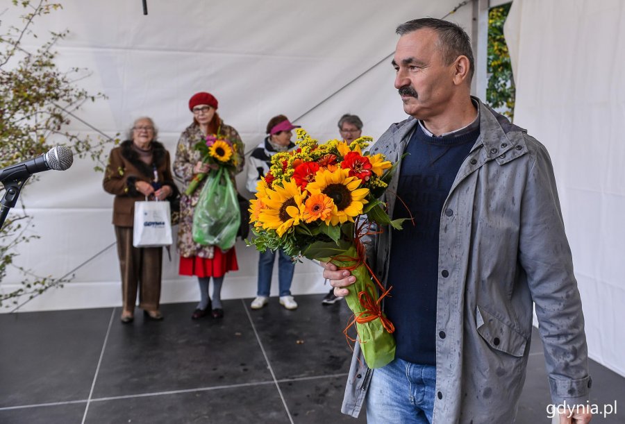 Jeden z laureatów konkursu "Gdynia w kwiatach" // fot. Przemek Świderski