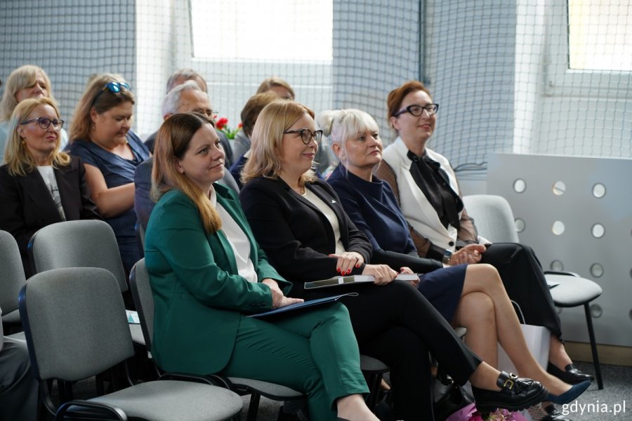 Od lewej: prezydent Gdyni Aleksandra Kosiorek, wiceprezydentka Oktawia Gorzeńska, naczelniczka Wydziału Edukacji Iwona Tanewska i pomorski wicekurator oświaty Jolanta Jankowska-Żmich
