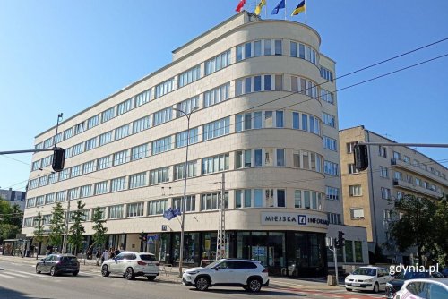 Budynek PLO jest jednym z najbardziej charakterystycznych symboli gdyńskiego modernizmu (fot. Waldemar Ulanowski)