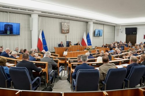 Senat przyjął projekt ustawy metropolitalnej (fot. Konrad Kędzior / kakenski.pl - Film i Fotografia)