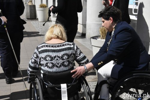 Szkolenie dla urzędników „Obsługa osoby z niepełnosprawnością w Urzędzie Miasta Gdyni”. Na zdjęciu Anna Dobkowska z Referatu do spraw Osób z Niepełnosprawnością (fot. Magdalena Śliżewska)