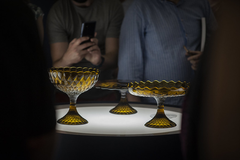 Projektowanie i produkcja szkła prasowanego okiem praktyka &ndash; wykład