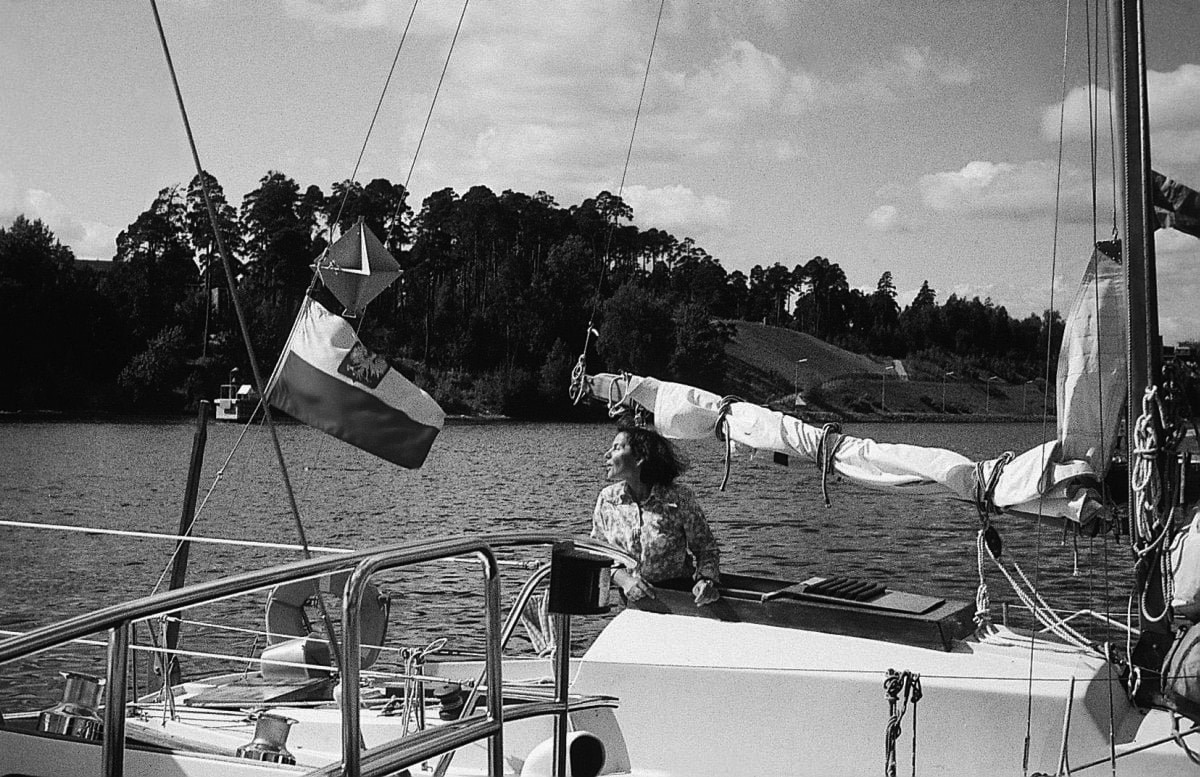 Kpt Chojnowska-Liskiewicz Była pierwszą kobietą, kt&oacute;ra samotnie opłynęła jachtem kulę ziemską. // fot. Kolosy