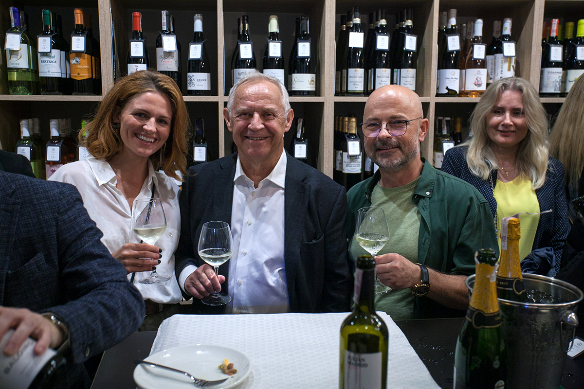 Marek Kondrat w BARaWINO w Gdyni. Źr&oacute;dło: Kondrat Wina Wybrane Gdynia