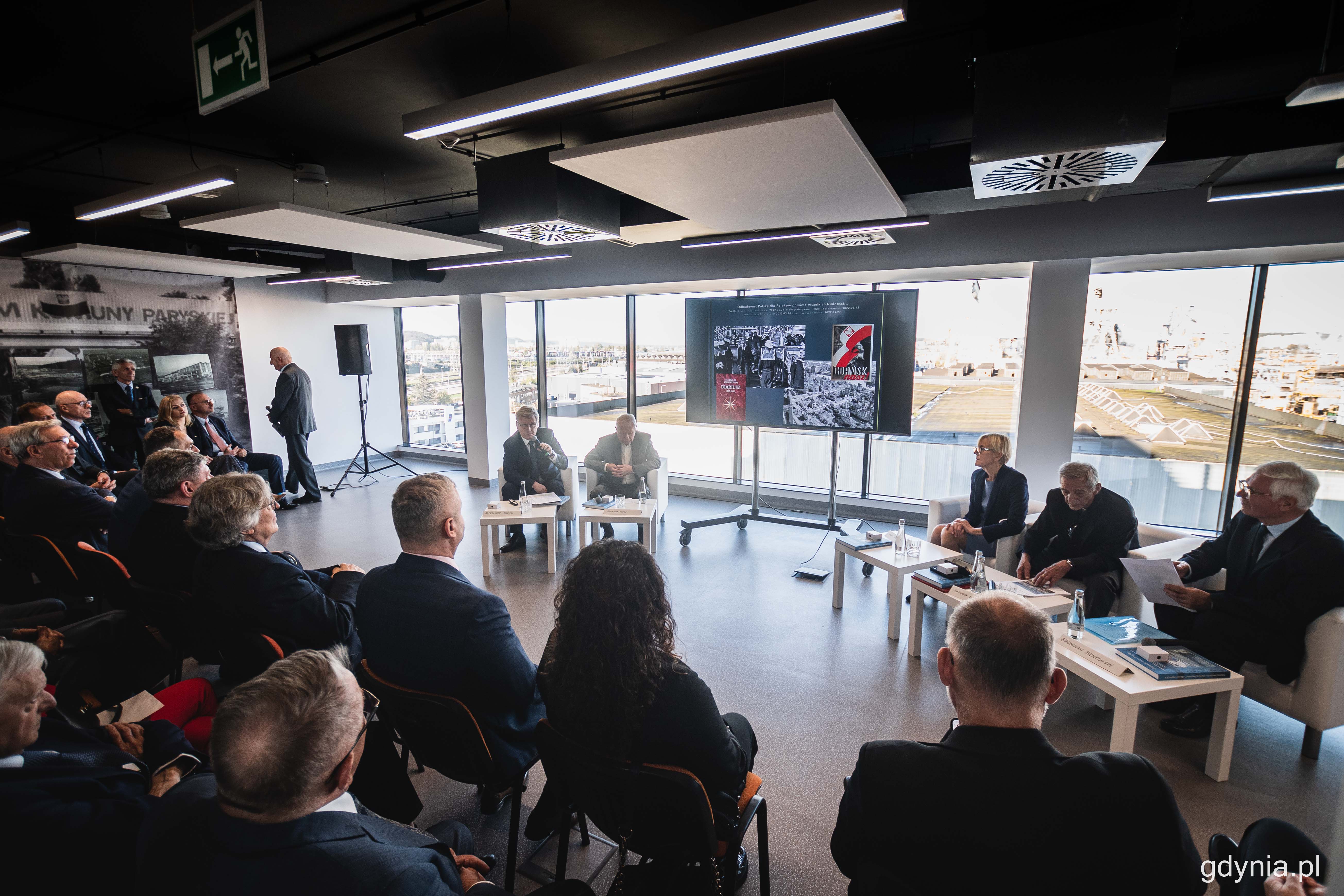Debata poświęcona historii Stoczni Gdynia, fot. Kamil Złoch