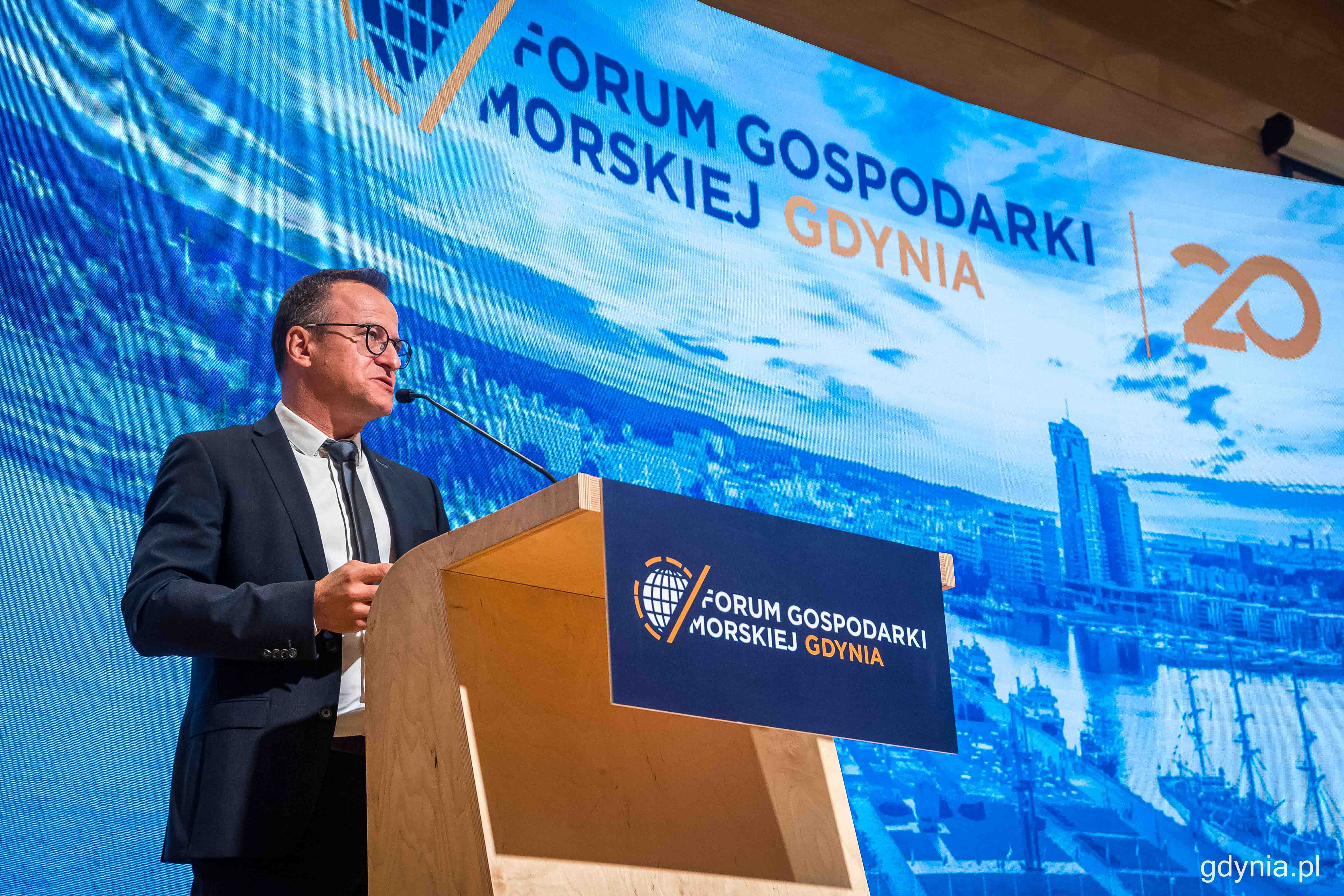 Piotr Bielski z Santander Polska (na zdjęciu) poruszył kwestie związane z ekonomią i sytuacją na rynku światowym. Jego zdaniem gospodarkę morską czeka dobry czas, fot. Kamil Złoch