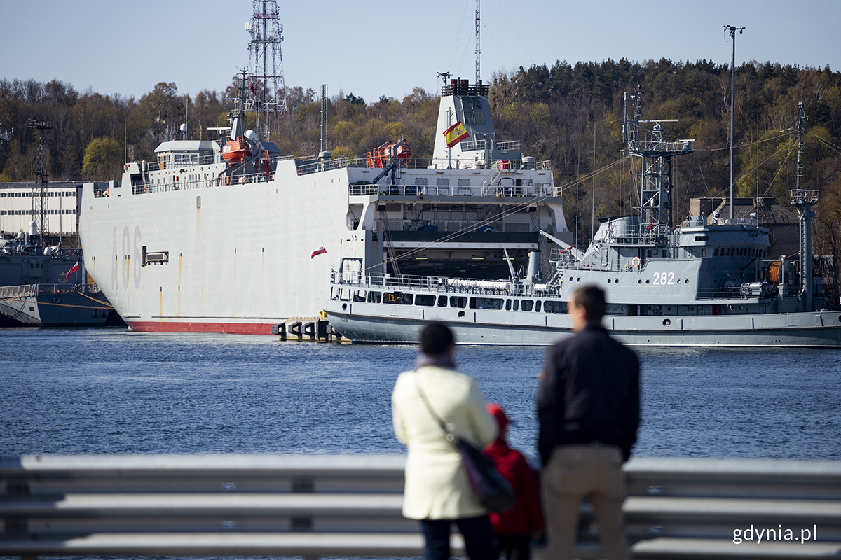 Hiszpański okręt ESPS &bdquo;Reina Ysabel&rdquo; w Porcie wojennym w Gdyni // fot. Przemysław Kozłowski