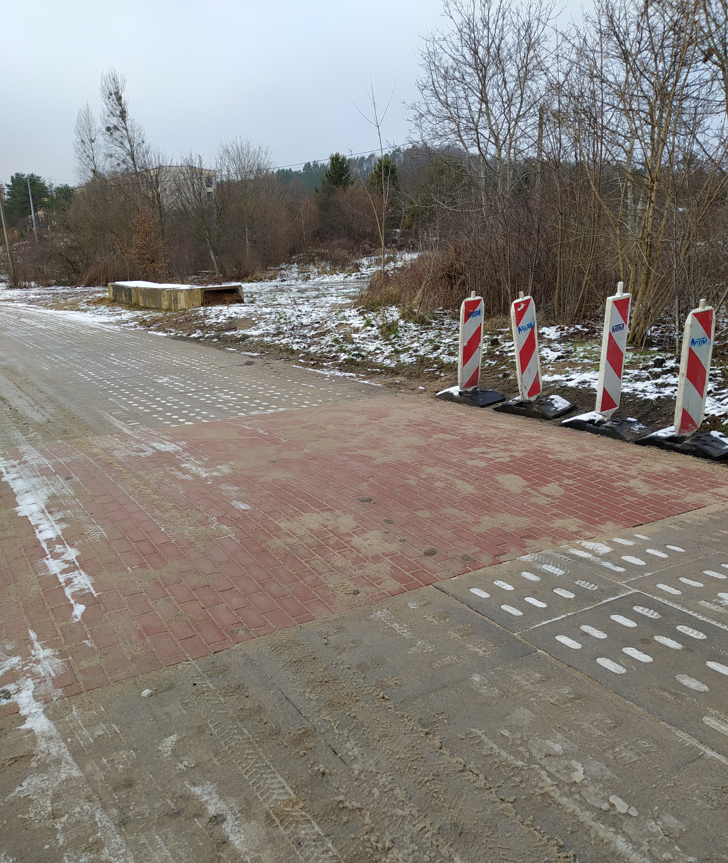 pr&oacute;g zwalniający na ul. Przemyskiej // fot. ZDiZ w Gdyni