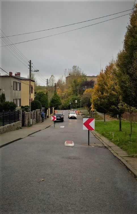 Tak wyglądają szykany na ul. Hallera // fot. M Karnowska