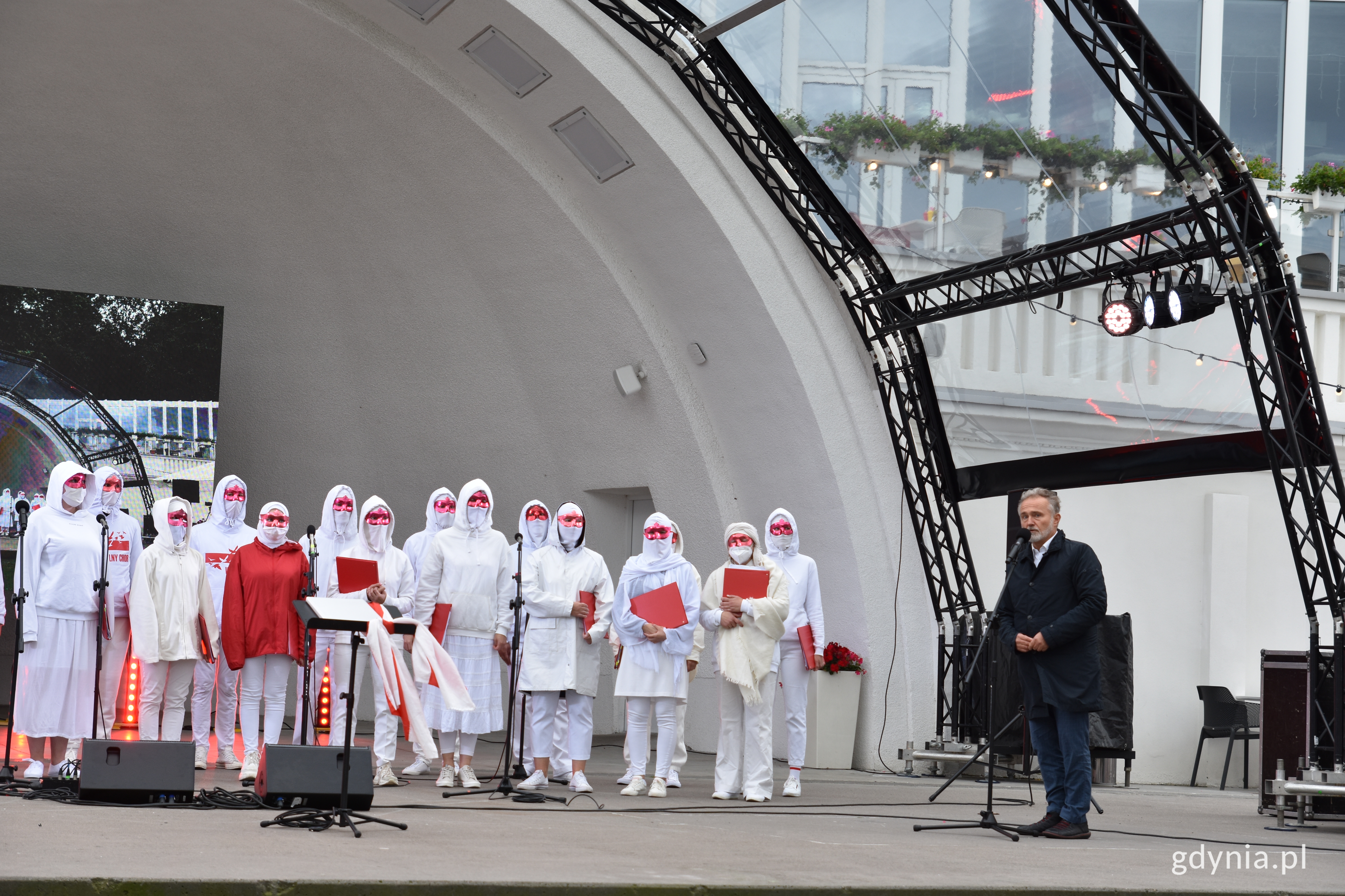 Koncert "Volnego Choru" w muszli koncertowej w Gdyni. Fot. Karolina Szypelt