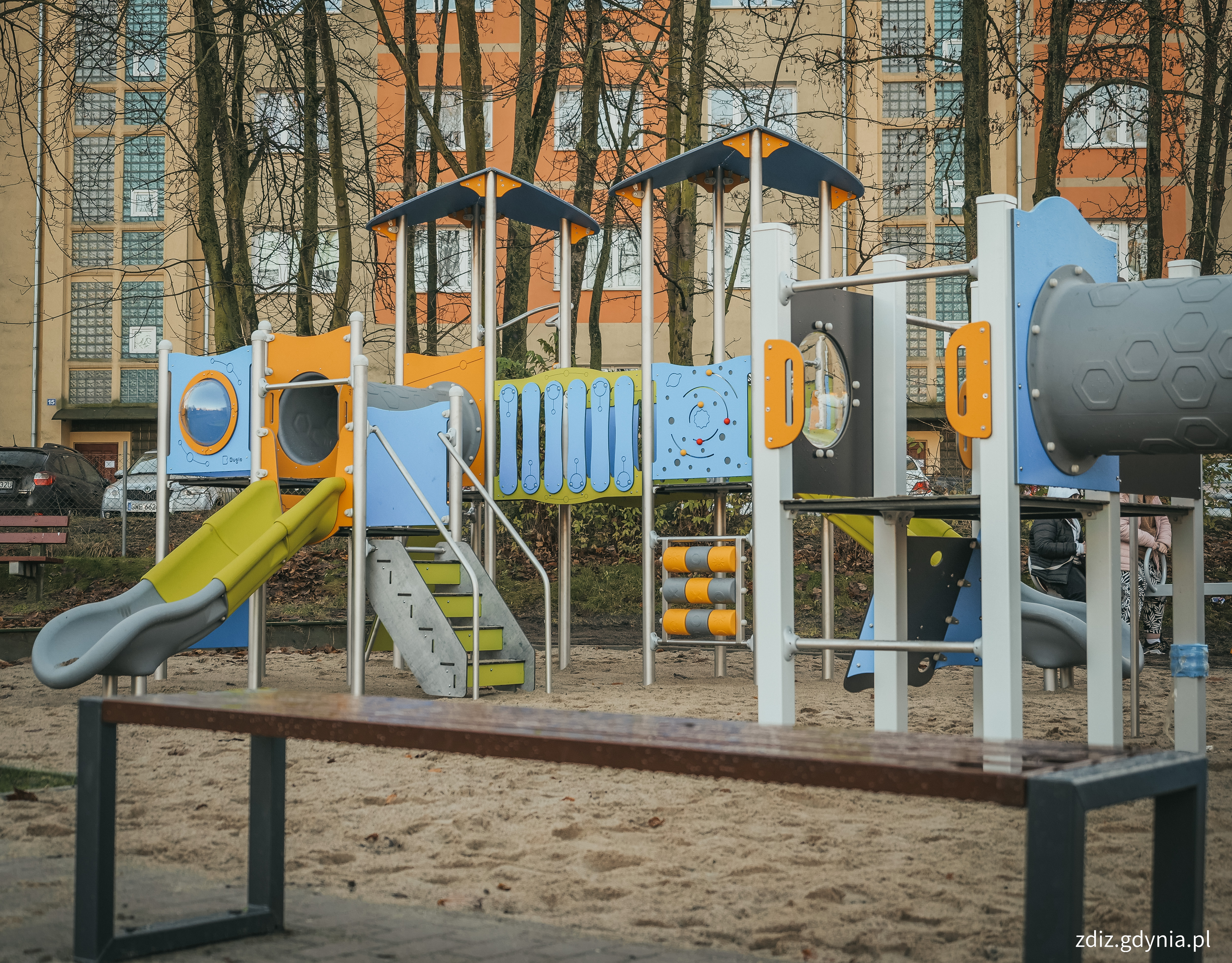 Wyremontowany plac zabaw na ul. Okrzei w Gdyni // fot. M. Mielewski