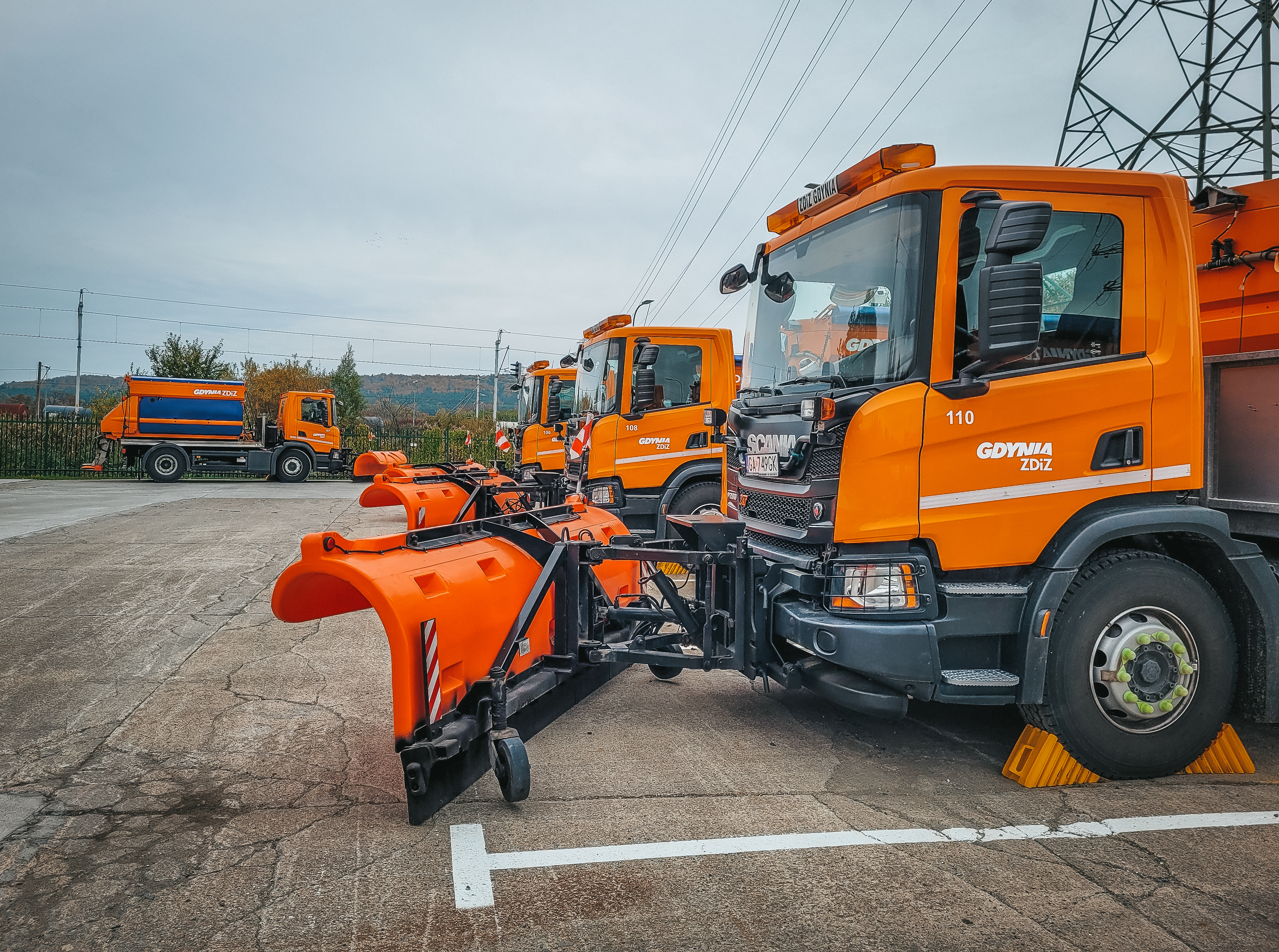 Sprzęt do zimowego utrzymania dr&oacute;g // fot. Marcin Mielewski ZDiZ