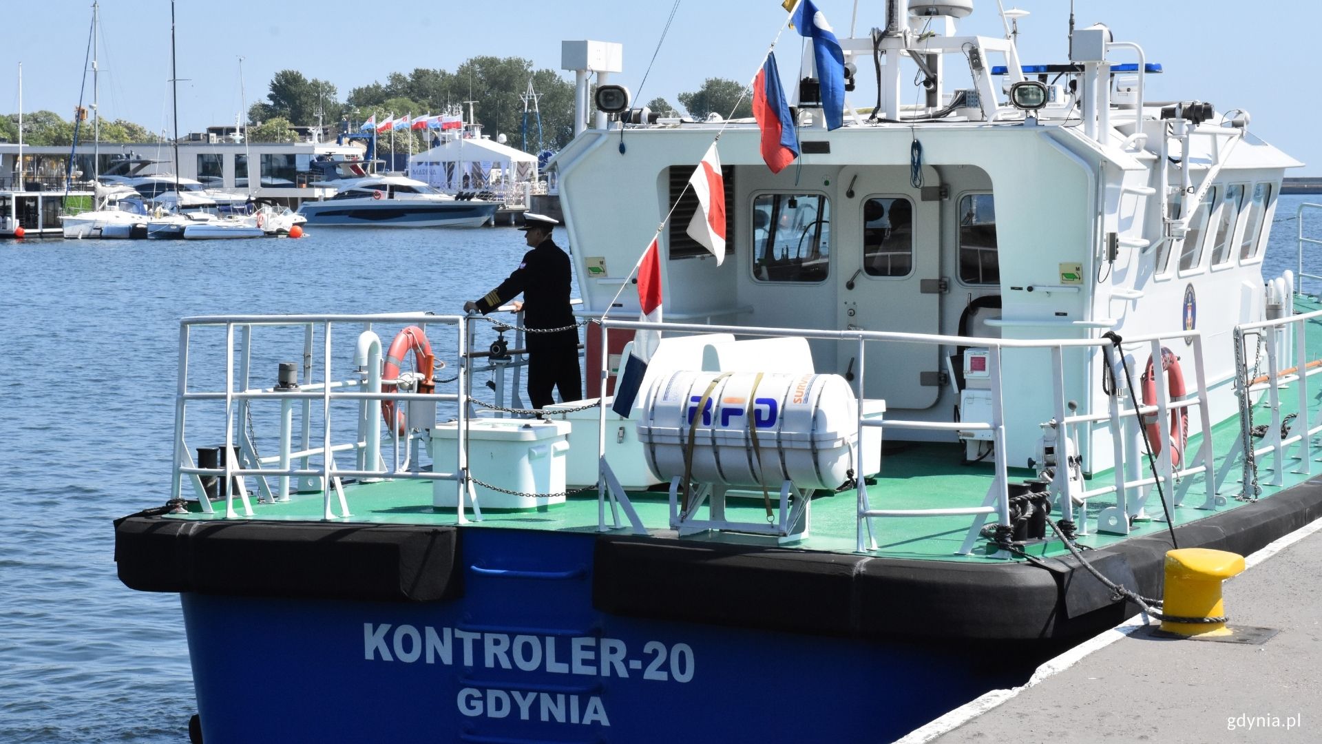 Jednostka &bdquo;Kontroler-20" przy nabrzeżu Prezydenckim. Fot. Magda Śliżewska