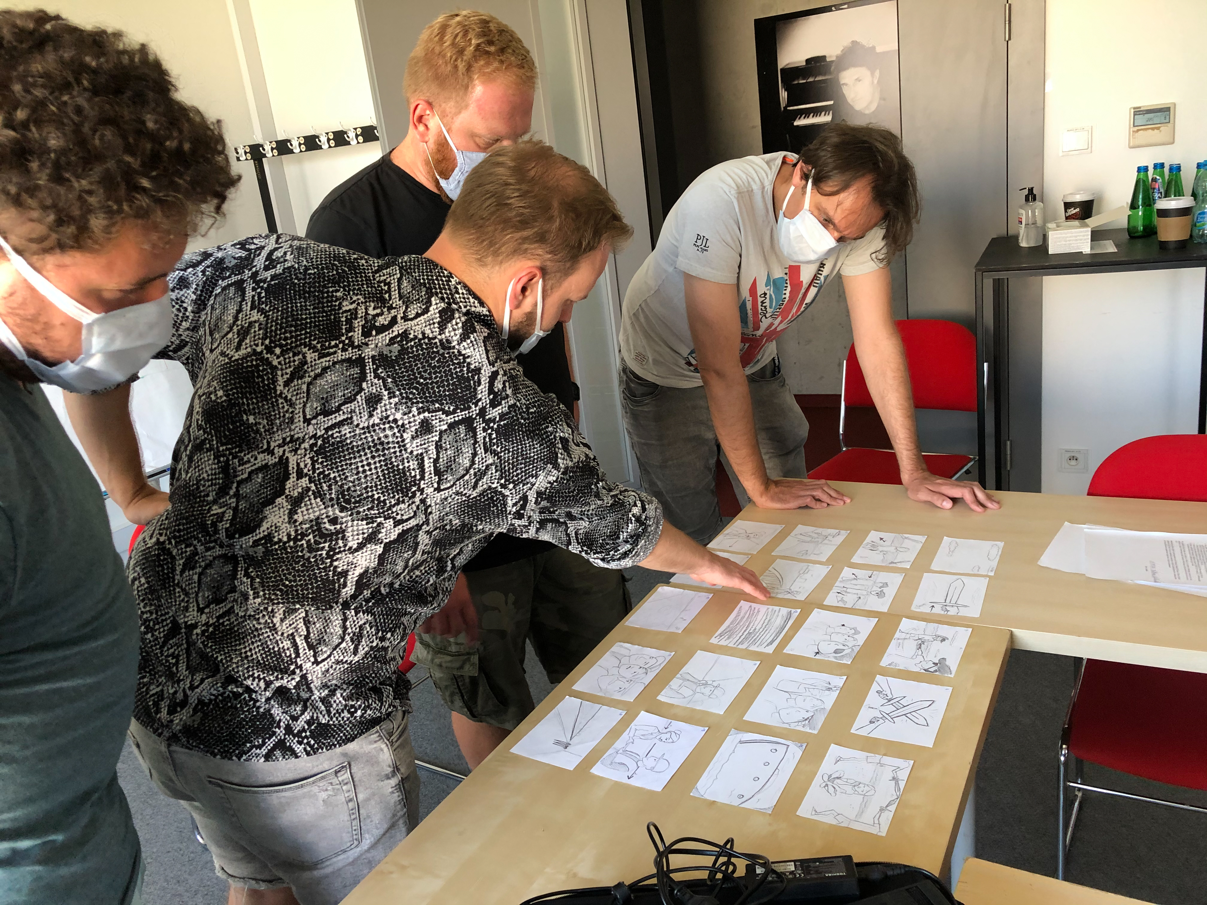 Finaliści konkursu "Morze mnie kręci" wzięli udział w warsztatach z ekspertami Gdyńskiej Szkoły Filmowej // fot. Sławomir Pultyn