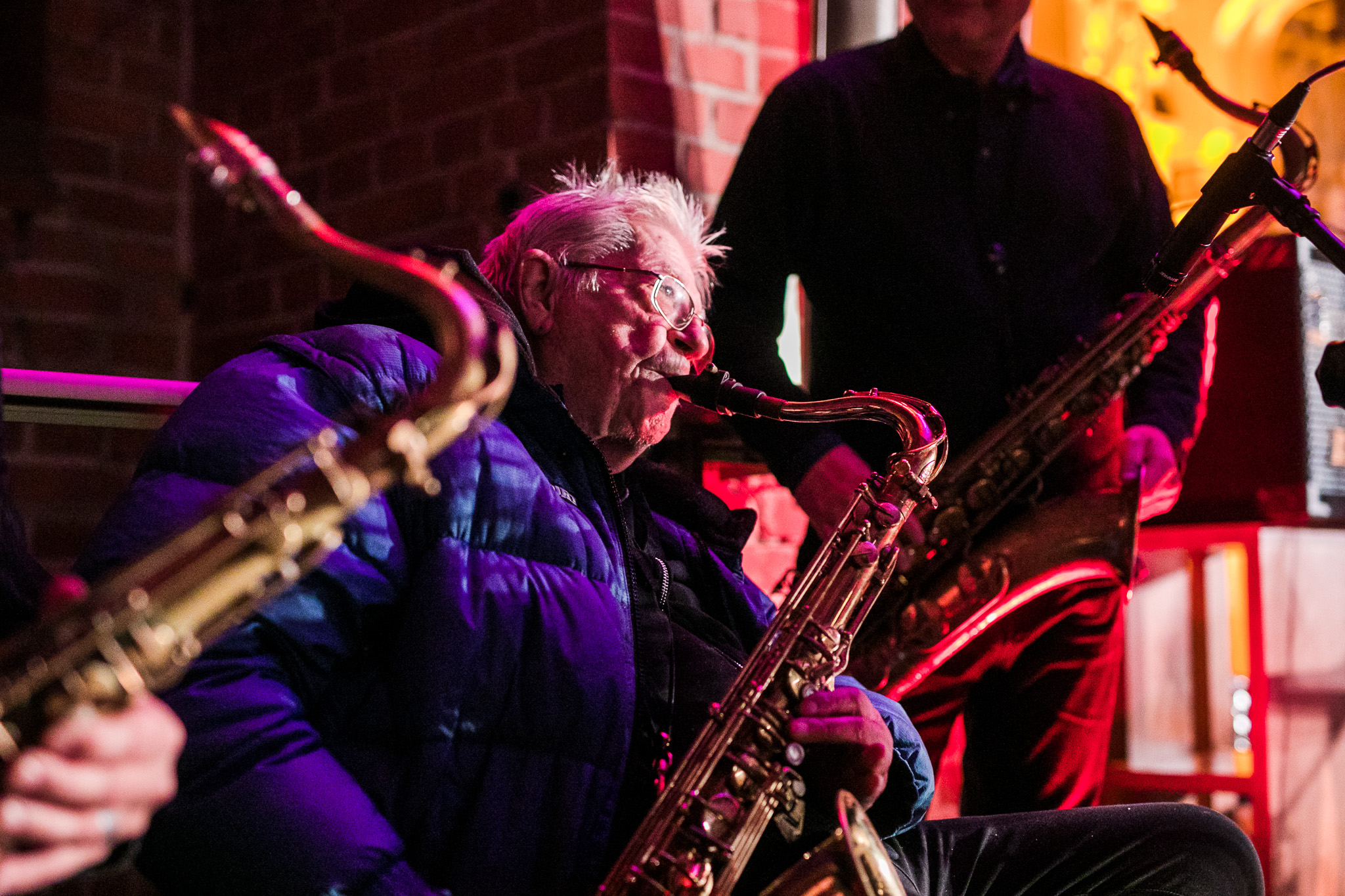 Podczas koncertu wystąpił m.in. saksofonista Przemek Dyakowski // fot. Karol Stańczak