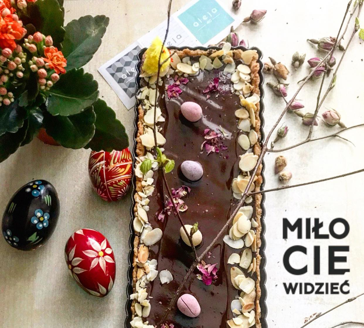 Mazurek ze śliwką w rumie z wielkanocnej oferty restauracji Aleja 40. Źr&oacute;dło: www.facebook.com/aleja40