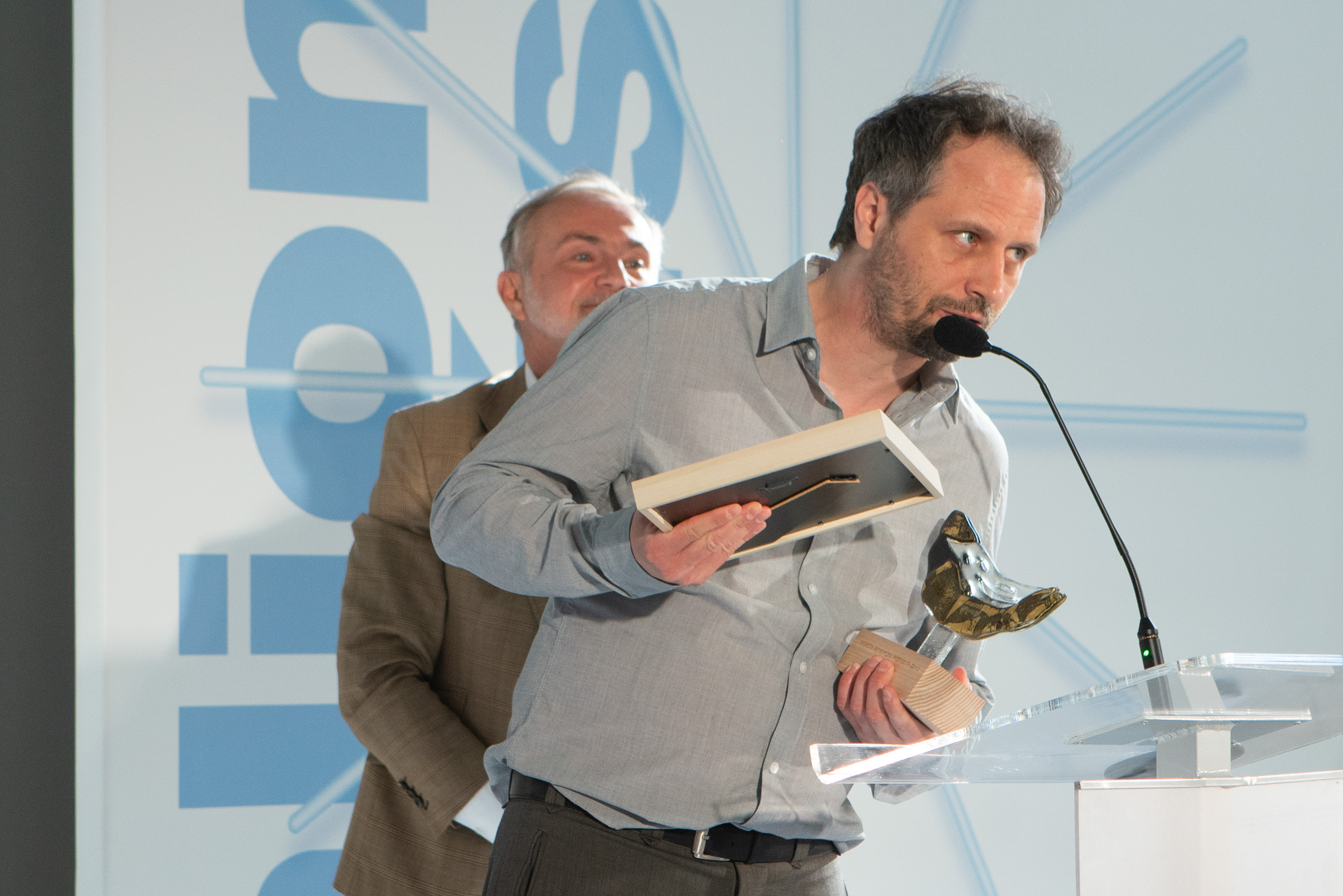 Adrian Apanel odbiera nagrodę „Galion Gdyński” w maju 2022 roku, fot. Anna Rezulak / archiwalne
