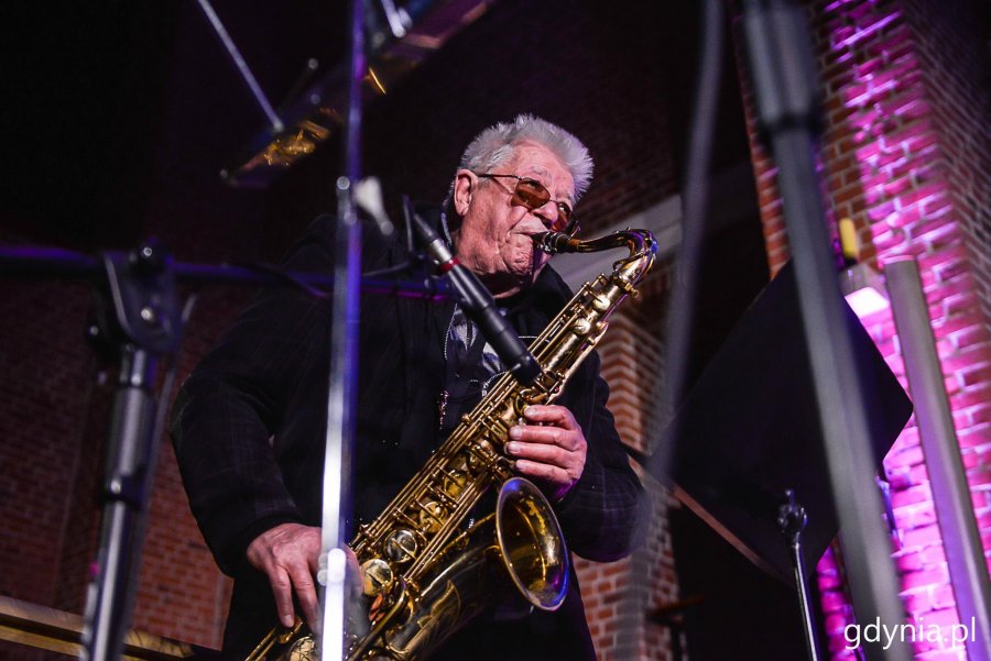 Przemek Dyakowski podczas gdyńskich Zaduszek Jazzowych w 2018 roku, fot. Dawid Linkowski / archiwalne (2018)