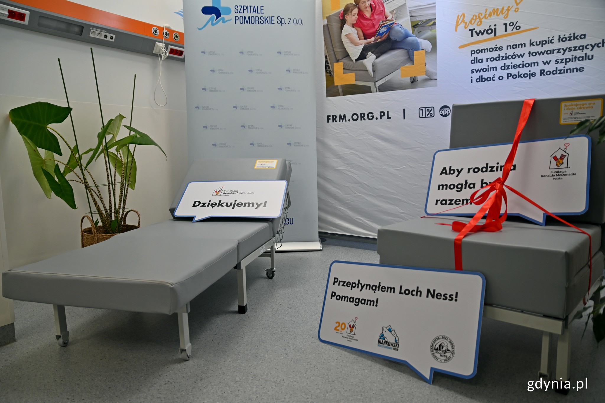 Ł&oacute;żka dla rodzic&oacute;w małych pacjent&oacute;w trafiły do Szpitali Pomorskich // fot. Magdalena Czernek