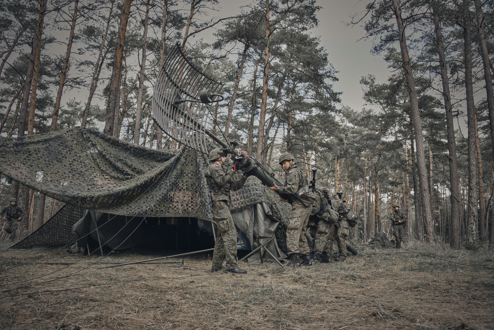 Żołnierze podczas manewr&oacute;w Ostrobok-20 // fot. Marynarka Wojenna RP