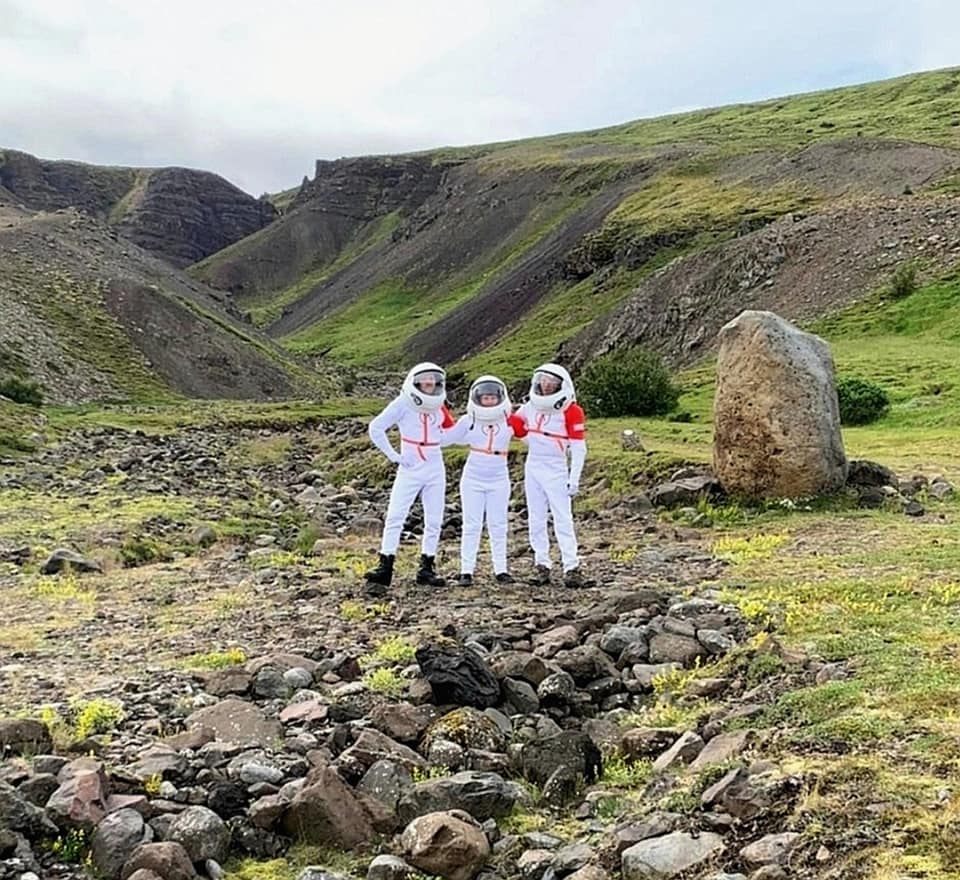 Uczestnicy misji księżycowej CHILL-ICE, fot. Dark Horse Project - Agnieszka Elwertowska