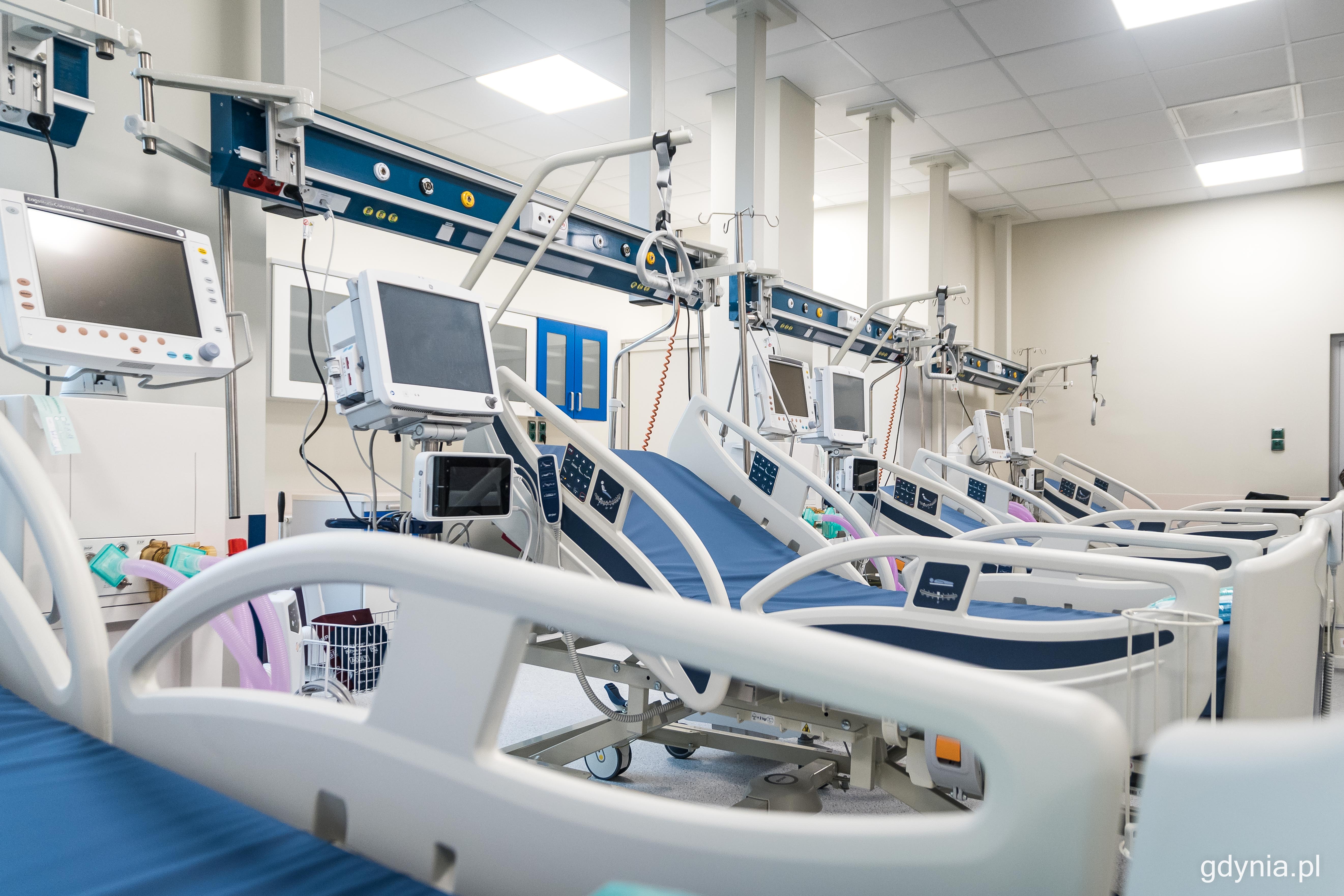 Jedno z nowych pomieszczeń, tzw. sala wybudzeń dla pacjent&oacute;w po zabiegach, fot. Kamil Złoch