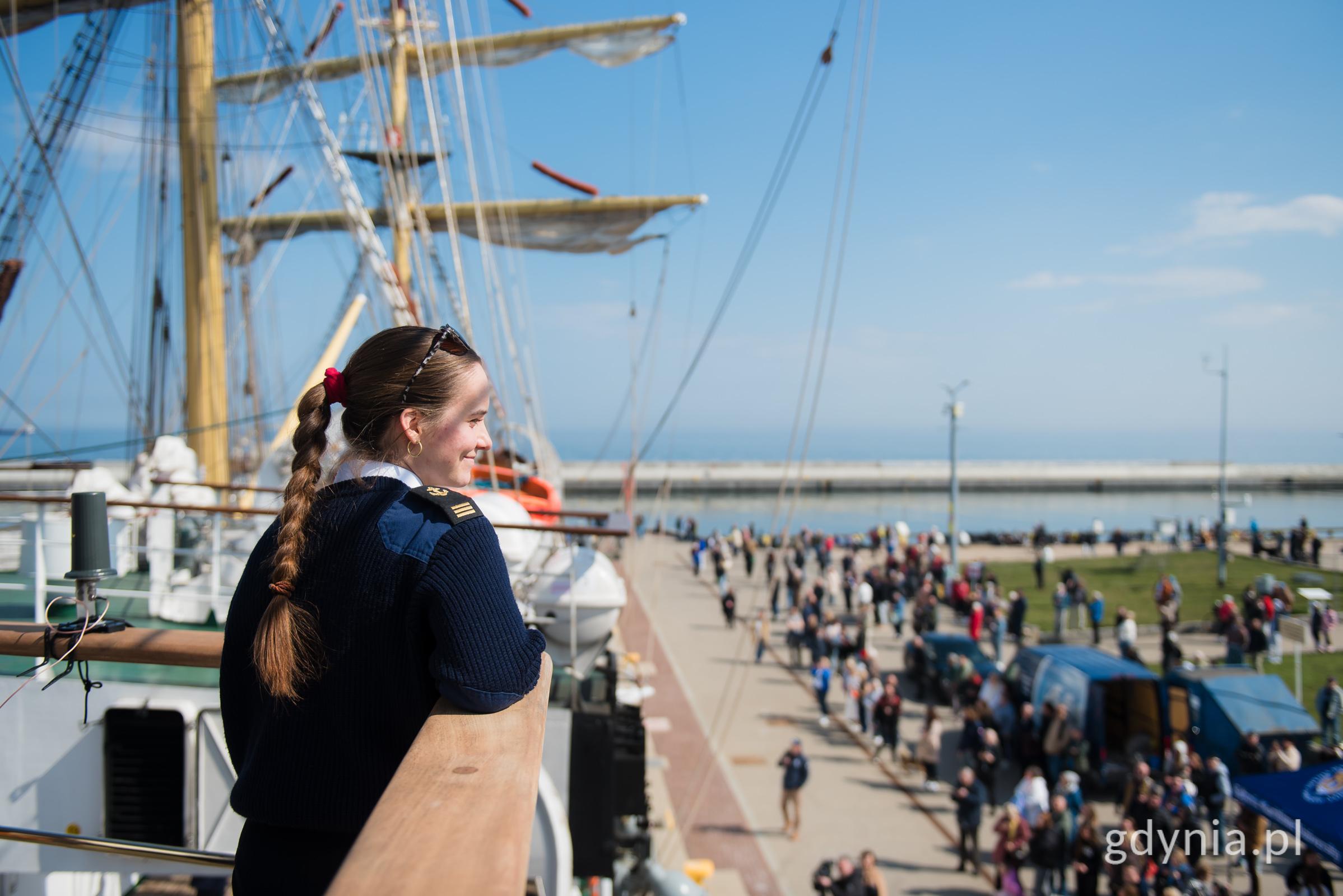 Dar Młodzieży wypłynął do USA