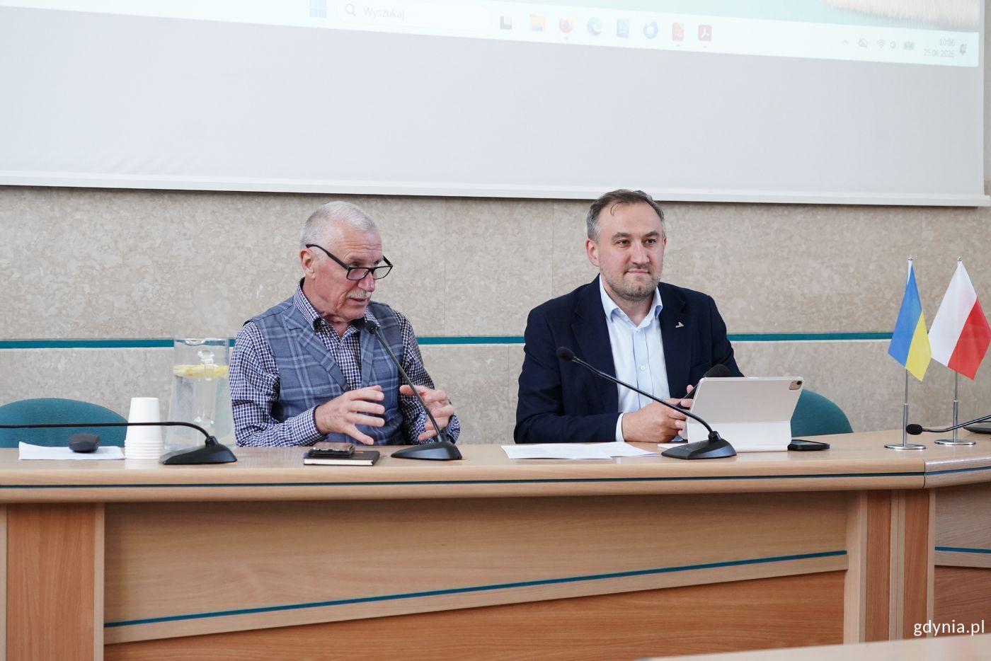 Tłumacz i wiceprezydent Gdyni Tomasz Augustyniak