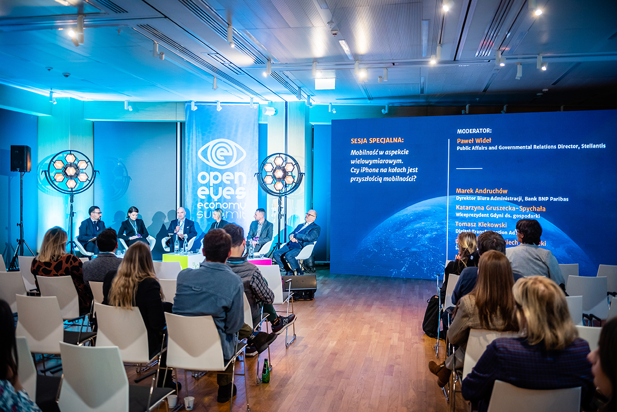 Źr&oacute;dło: Open Eyes Economy