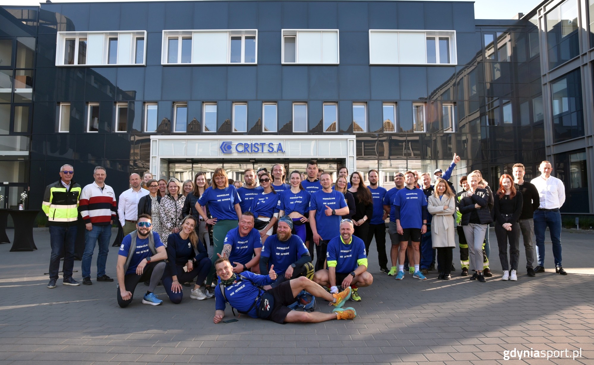 zdjęcie grupowe na mecie