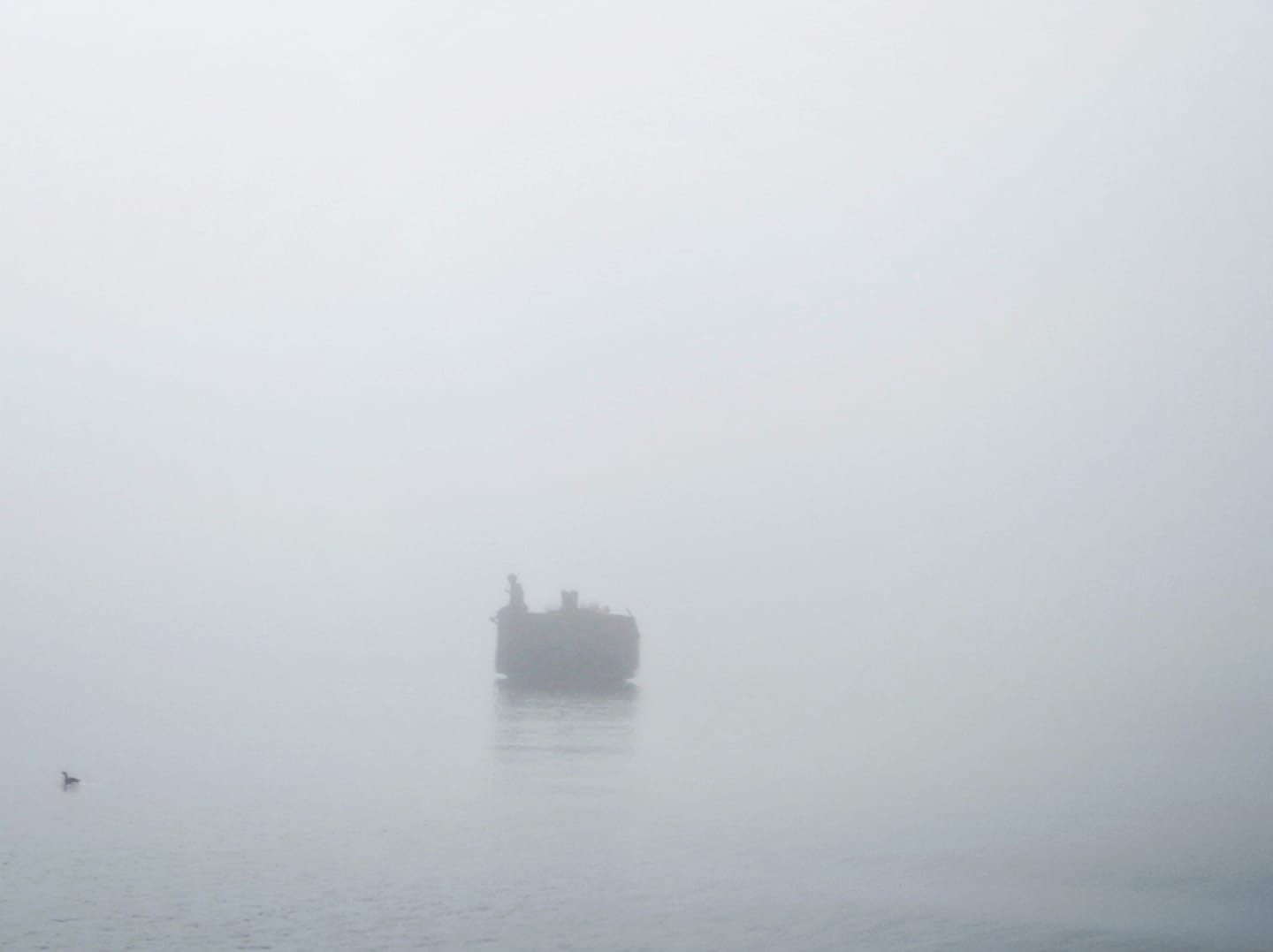 Rzeźba "Dyrygent fal", nieopodal plaży Śr&oacute;dmieście,fot. Monika Karnowska