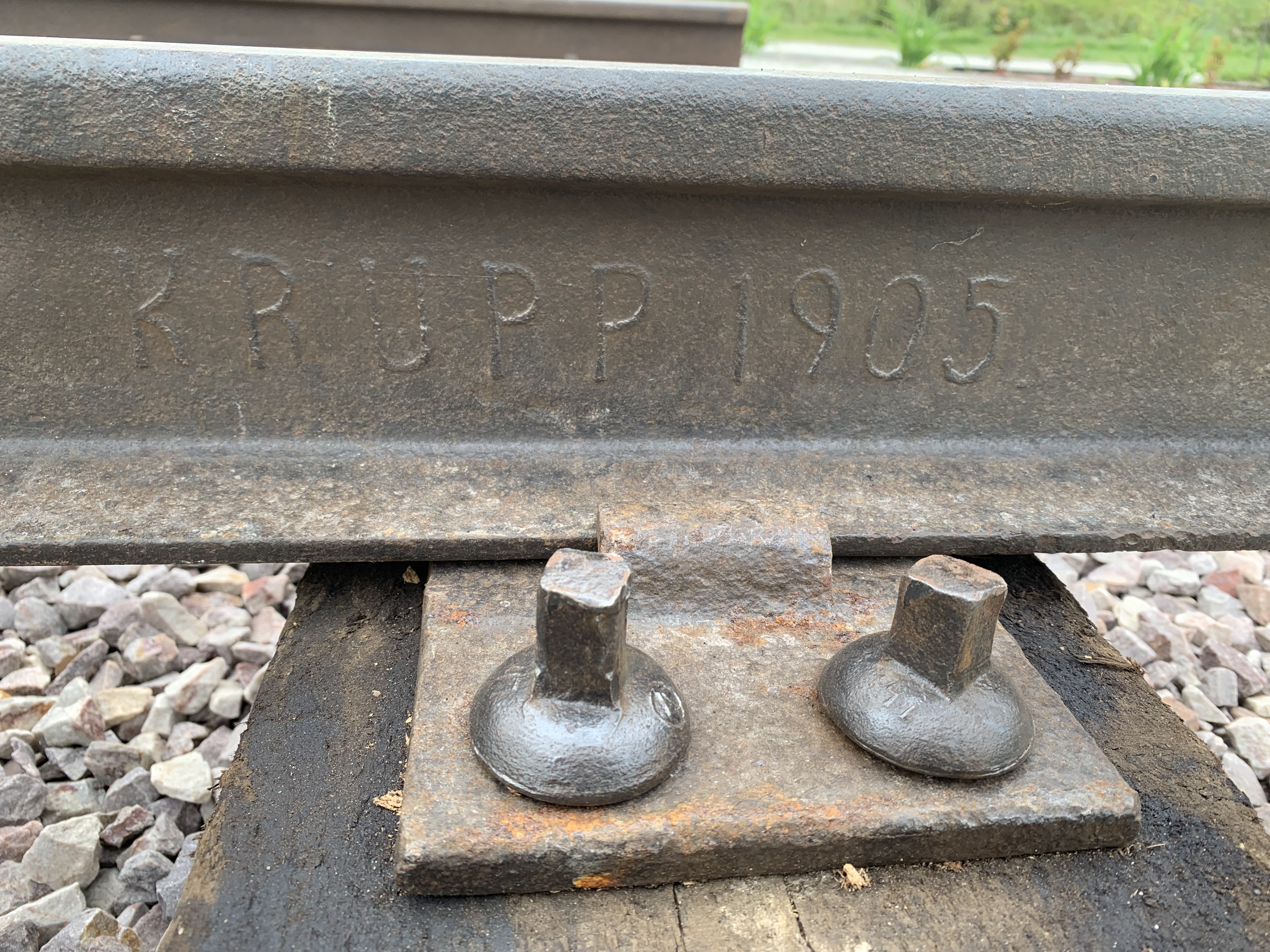 Tor kolejowy w Stacji Kieszonka w Wielkim Kacku 