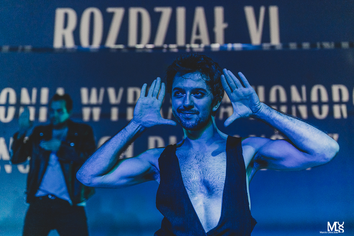 Nocni pływacy, fot. Marcin Oliva Soto