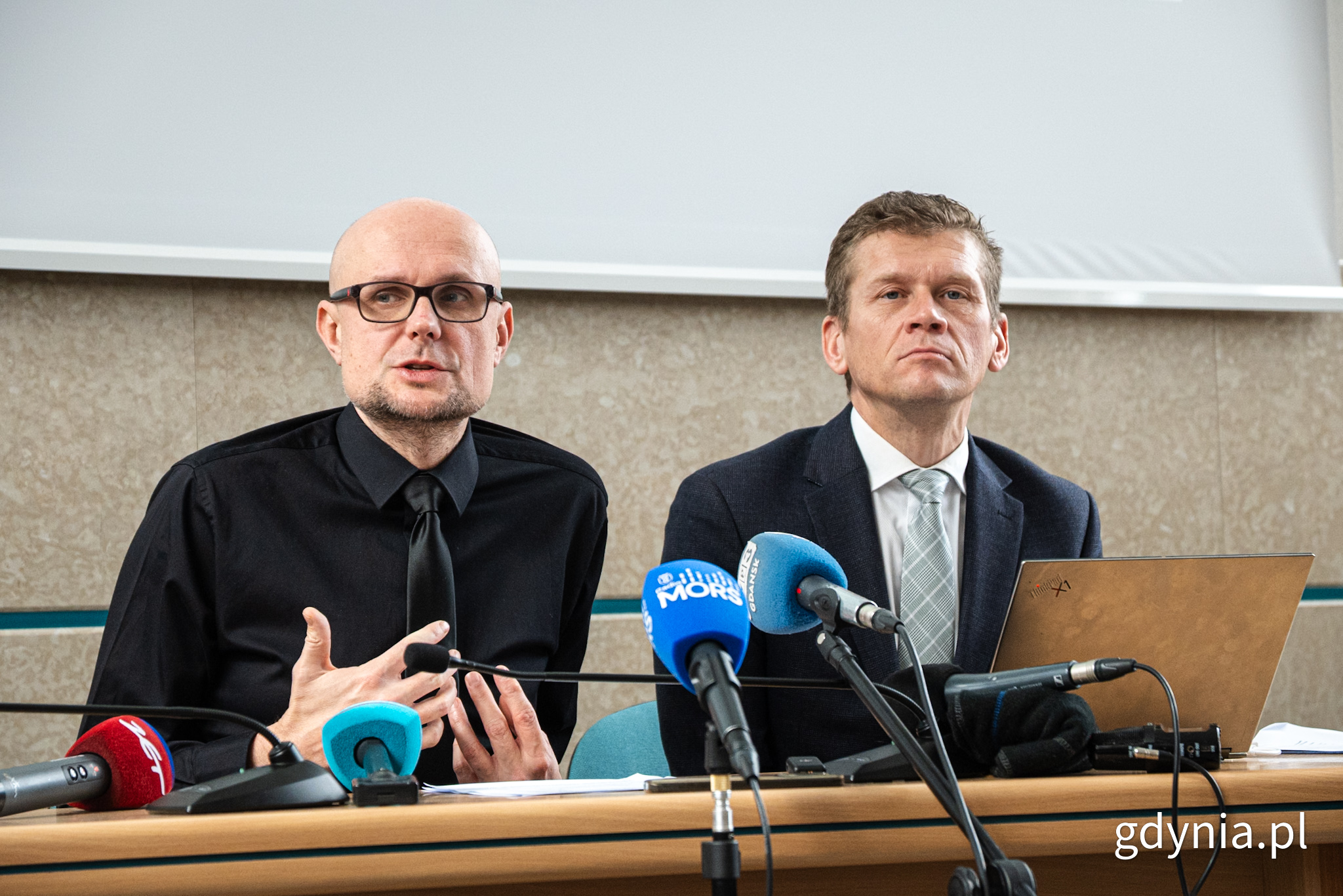 Od lewej: wiceprezydent Gdyni Bartłomiej Austen i dyrektor ZDiZ Michał Felon