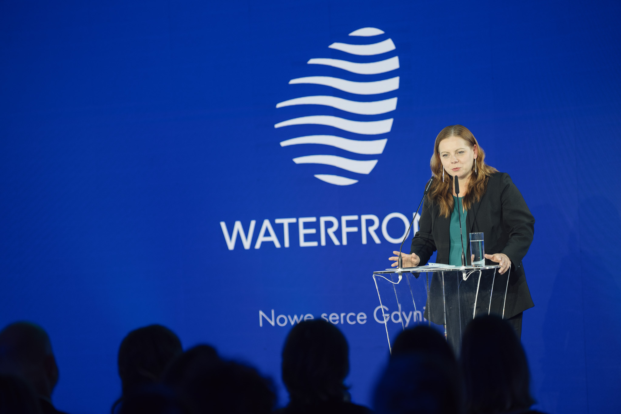 Na zdj. prezydent Aleksandra kosiorek podczas oficjalnego otwarcia drugie etapu inwestycji Gdynia Waterfront