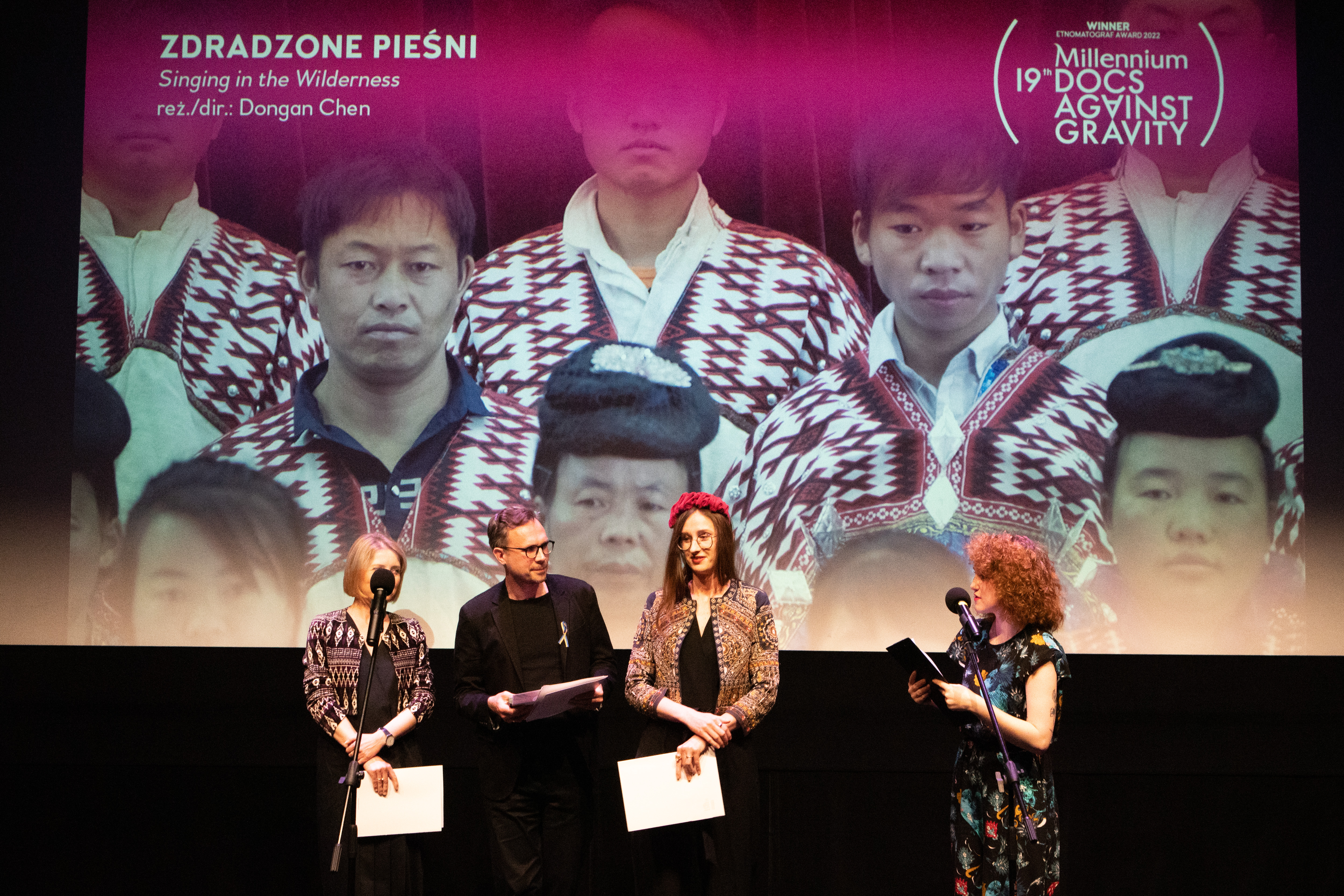 Na zdj. Krystyna Weiher-Sitkiewicz, Anna Ratajczak-Krajka i Waldemar Elwart z Oddział Etnografii Muzeum Narodowego w Gdańsku // fot. Anna Rezulak