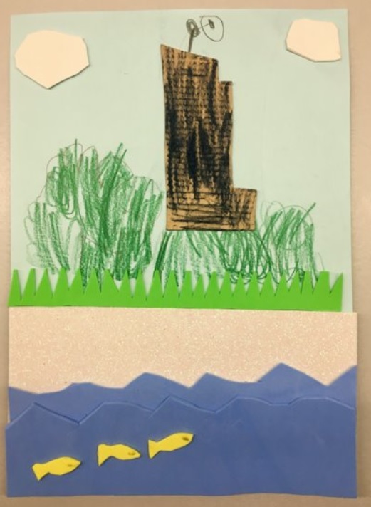 Praca autorstwa Krzysztofa Gałka. Prezentuje plażę i morze, w kt&oacute;rym pływają ryby. W tle budynek Sea Towers