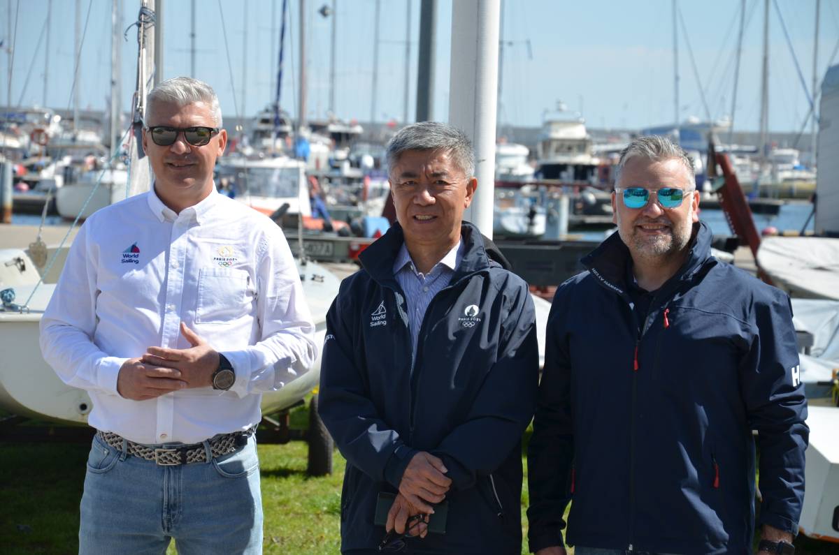 Od lewej: wiceprezydent WS Tomasz Chamera, prezydent WS Quanhai Li i dyrektor GCS Paweł Brutel