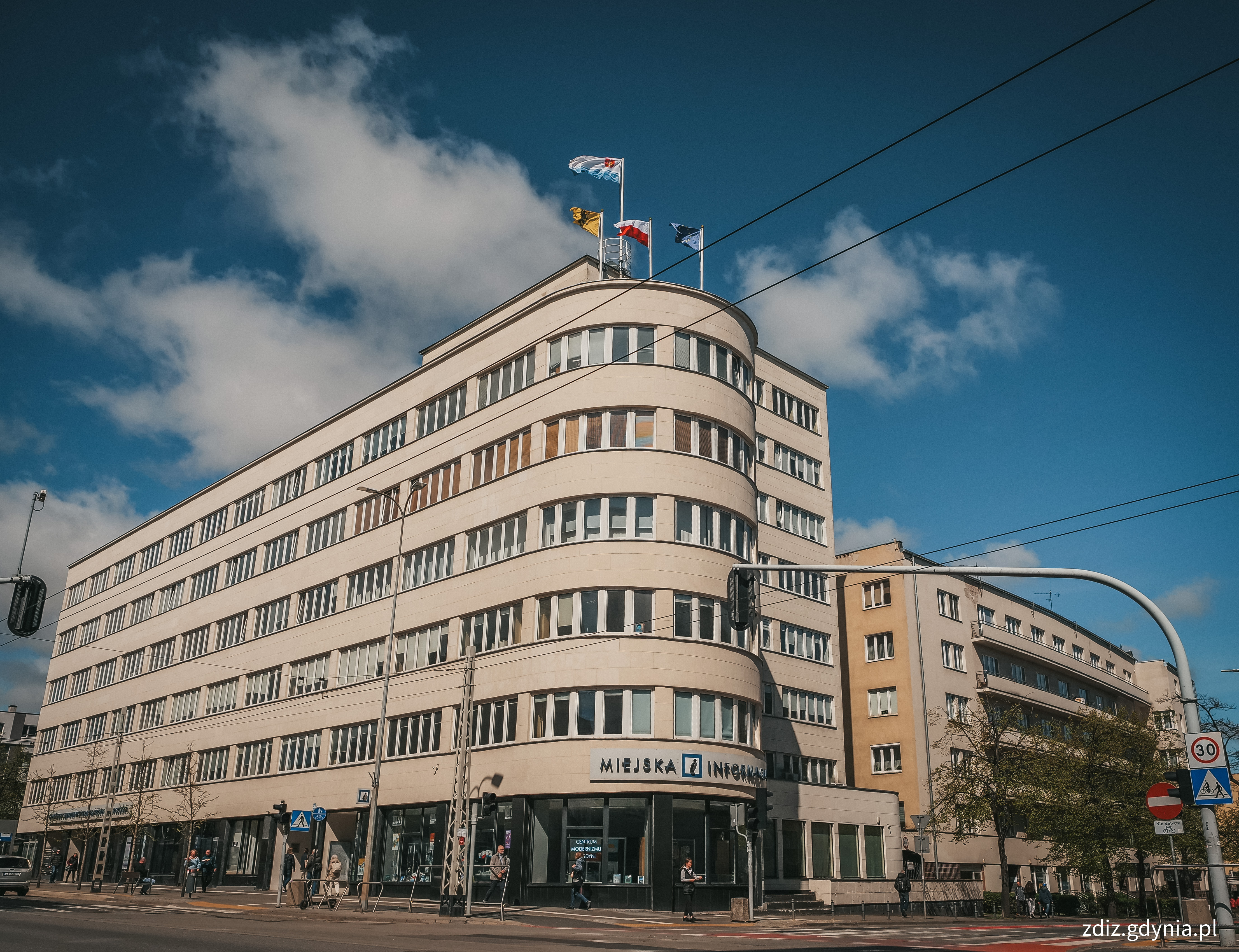 Siedziba ZDiZ, ul. 10 Lutego // fot. M. Mielewski