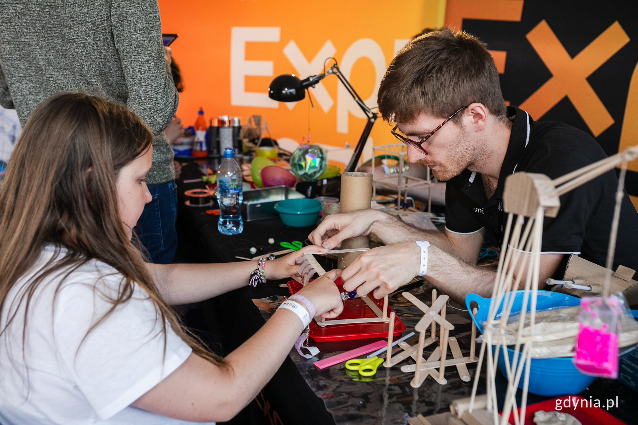 Stanowisko Centrum Nauki Experyment w strefie Kids Zone na Open'erze // fot. Karol Stańczak