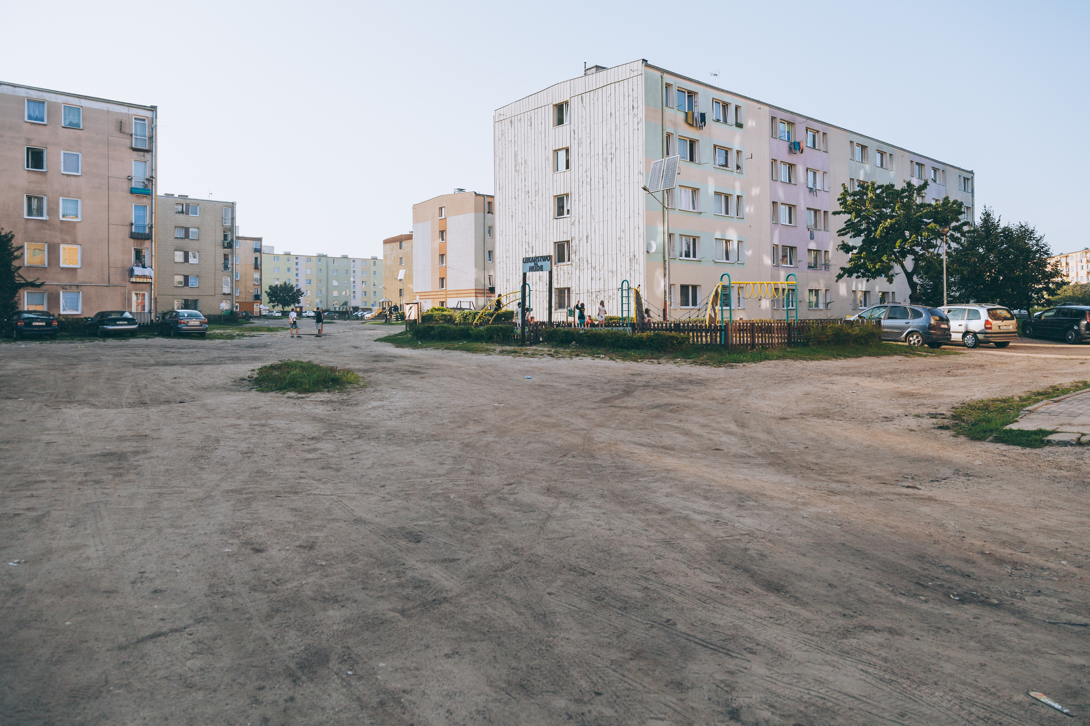 Przestrzeń osiedla ZOH przed rewitalizacją (fot. Alina Żemojdzin) 